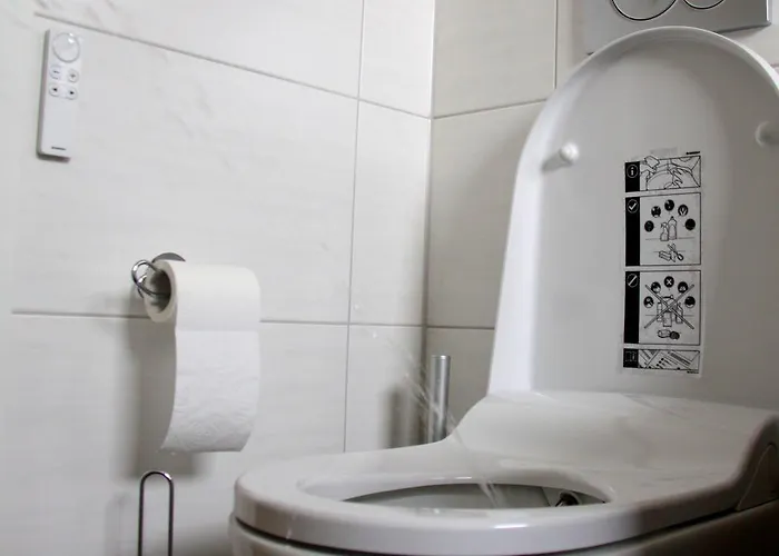 康尼赫施洛瑟度假公寓 *